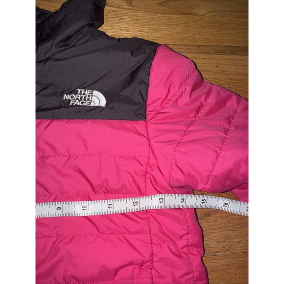 The North Face Girls Mossbud Reversible Puffer Jacket Pink Fuzzy Coat Size S - Picture 5 of 6